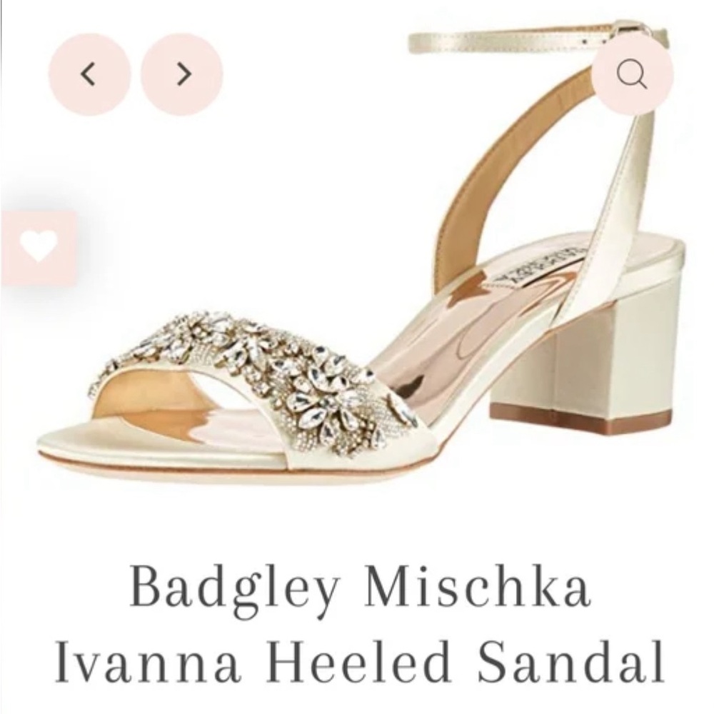 Badgley Mischka Ivanna Heels Beige Satin Block Heel Sandals 9.5